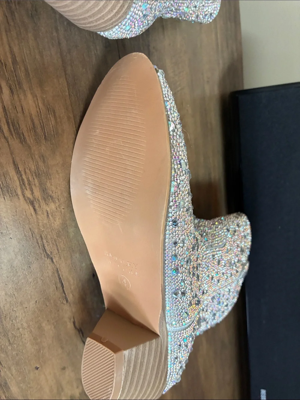 Sparkly Badgley Mischka cowgirl  Boot